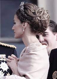 The Princess Of Asturias Attending The Royal Wedding Of Crown Princess Victoria Of Sweden Royal Hairstyles Wedding Hairstyles Tiara Hairstyles