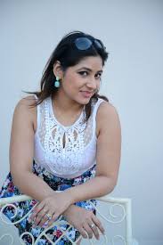 Beauty Galore HD : Prabhajit Kaur Hot Stylish And Dashing Mini Skirt