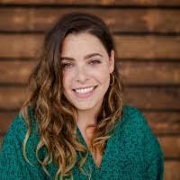 Jaclyn Paris's Instagram, Twitter & Facebook