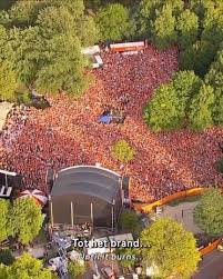 Jun 16, 2021 · bondscoach sarina wiegman heeft woensdag de definitieve selectie van de oranjevrouwen voor de olympische spelen in tokio bekendgemaakt. Oranjeleeuwinnen Onthulling Beeld Sarina Wiegman Facebook