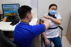 تعريف البلوتوث لجميع الاجهزة لاب توب ديل. Vaccine Singapore Covid Singapore S Health Worker Administered 5 Doses Of Covid 19 When It Is Your Turn Moh Will Notify You To Bonita Mulyani