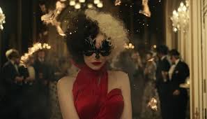 Stepping into the role of the legendary 101 dalmatians. Disney S Cruella Trailer With Emma Stone L Alternative Press