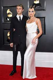 Dua lipa and anwar hadid seem like soulmates, so it's hard to believe the two have only been dating for a year, but the pop singer took to instagram to celebrate the milestone. Dua Lipa And Anwar Hadid S Relationship Timeline Popsugar Celebrity