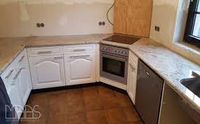 Umwerfende Granit Arbeitsplatte Material Cielo White Http Www Granit Arbeitsplatten Com Cielo White Granit Granit Arbeitsplatte Arbeitsplatte Granit