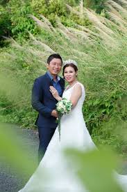 Kinh quốc từng tiết lộ vợ chồng anh có một căn nhà và nhiều biệt thự cho thuê ở thành phố biển vũng tàu. CÆ°á»›i Vá»£ HÆ¡n 1 NÄƒm Kinh Quá»'c Láº§n Ä'áº§u Tien Chia Sáº» Vá» NgÆ°á»i Vá»£ Ä'áº¡i Gia Báº±ng Tuá»•i