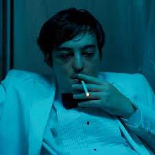 Joji is one of the most enthralling artists of the digital age. You Should Be With Him I Cant Competee Albumes De Musica Fotos De Perfil Cantantes