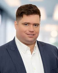 Jake Howe's Instagram, Twitter & Facebook