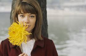 Françoise madeleine hardy (french pronunciation: A Fleeting Voice Of A Generation Francoise Hardy S First Five Albums Reassessed