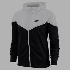 Sweat zippé à capuche ou sans, uni ou à message, laissez parler vos envies. Sweat Zippe A Capuche Femme Fz Pk Nike Intersport