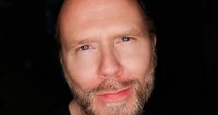 Damien Edwards Singer