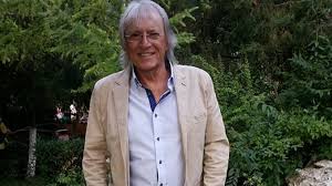 Born 20 august 1932) is a romanian film director and screenwriter. In Ce Stare Se AflÄ Mihai Constantinescu Medicii Au Propus SÄ Fie Deconectat De La Aparate