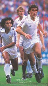Hugo sánchez y luis garcía volvieron a coincidir en la selección mexicana, para el mundial de 1994 celebrado en estados unidos ambos compartieron la cancha y disputaron los partidos más memorables por qué hugo sánchez no puede dirigir al real madrid: Hugo Sanchez Amp Jorge Valdano 1986 Hugo Sanchez Real Madrid Best Football Players
