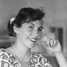 Dilli: Butterworth, Donna, Bartholomew, Becky, Butterworth, Donna:  9798884645868: Amazon.com: Books