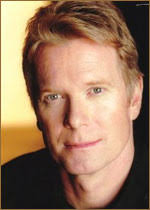 Уильям Ар Моузес (William R. Moses)