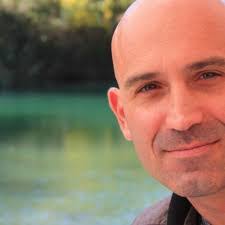 Roberto Cabello's Instagram, Twitter & Facebook