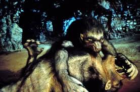 An american student traveling in europe gets bitten by a wolf. Full Moon Features An American Werewolf In Paris 1997 Werewolf News