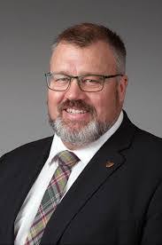 Craig Maxwell's Instagram, Twitter & Facebook