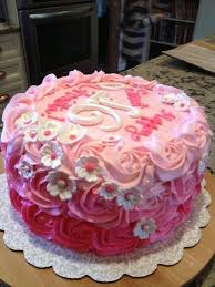A sweet 16 cake is the centerpiece of a magical day! 26 Stunning Sassy Sweet 16 Birthday Cakes Sweet 16 Birthday Cake Sweet 16 Cakes Sweet Sixteen Cakes