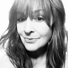 Vicki Masterson's Instagram, Twitter & Facebook