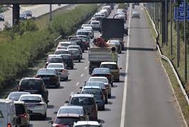 Az építkezés során kihívást jelentett, hogy közben a. Auto Negyes Baleset Miatt Nagy A Torlodas Az M7 Es Autopalyan Hvg Hu