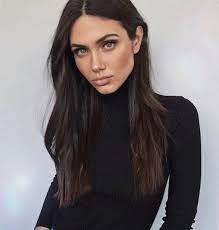 Imagen Descubierto Por Aure Descubre Y Guarda Tus Propias Imagenes Y Videos En We Heart Green Eyes Dark Hair Hair Colors For Blue Eyes Dark Hair Blue Eyes