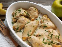 Proprio in virtù di queste caratteristiche, il petto di pollo è uno degli alimenti più. Pollo Alle Mele Ricetta Semplice Zenzero E Limone