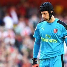 Petr Cech Arsenal S Squad Depth Could Give Gunners An Edge Liverpool Football Car