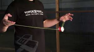 Learn how to yoyo, play kendama, and learn cool tricks from yoyotricks.com and learnkendama.com beginner yoyo tricks and kendama tricks, 1a (string tricks), 2a (looping tricks), 3a, 4a (offstring yoyoing), and 5a (freehand) learn to wind a yoyo the easy way with these 4 beginner yoyo tricks. How To Master The Yoyo Basics