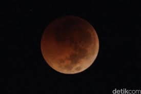 Maybe you would like to learn more about one of these? Ini Penampakan Gerhana Bulan Total Di Jakarta