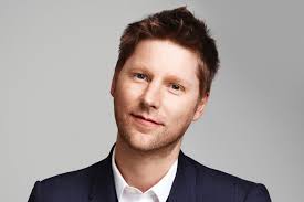 Christopher burberry 2025