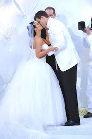Why did candy christmas get a divorce from kent christmas / kent christmas and candy divorce : Kris Humphries Spilled The Tea On His Marriage And Divorce From Kim Kardashian And It S Scalding