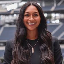 Who doesn't love a career update? Cruising through my second week at  SoulCycle Inc. HQ and couldn't be more excited to officially join a brand  I've been loyal to for years. As