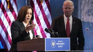 Harris has been sworn in as vice president of the united states. Vogue Sonderausgabe Mit Zweitem Bild Von Kamala Harris Kultur Dw 20 01 2021