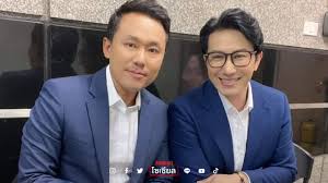 เดือดอีกแล้ว รายการ โหนกระแส พูดคุยเกี่ยวกับกระแส ผู้กำกับโจ้ ที่กำลังเป็นประเด็นร้อนแรงในขณะนี้ โดยมีแขกรับเชิญได้แก่ พล.ต.ต.วิชัย สังข์. Xcqy3wcdm7izm