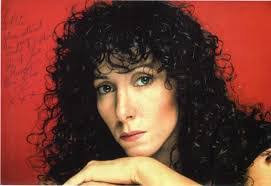 Iris Snell's Instagram, Twitter & Facebook