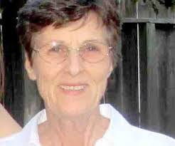 Tammy Wetzel's Instagram, Twitter & Facebook