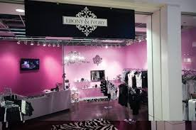 Black And White Boutique Ideas Boutique Color Schemes Boutique Interior Boutique Interior Design Boutique Decor
