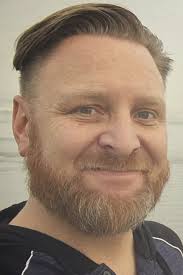 Lloyd Gillman's Instagram, Twitter & Facebook