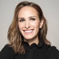 Elana Mandel's Instagram, Twitter & Facebook