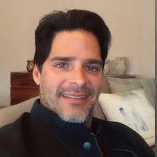 EDUARDO RODRÍGUEZ (@eduardorodrigueztv)