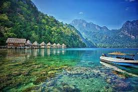 11 Stunning Underrated Islands You Must Visit In Indonesia Travel Guides For Muslim Travellers Have Halal Will Travel Pantai Pemandangan Fotografi Laut