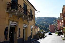 Per contattare la redazione di blia.it potete scrivere a: Banco Di Chiavari E Della Riviera Ligure Genovametropoli