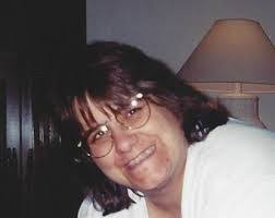 Anne Bracey's Instagram, Twitter & Facebook