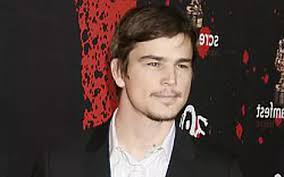 Josh Hartnett se iubeste cu Abbie Cornish