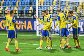 They have won 2 and drawn 2; Arka Gdynia Powrot Do Zasady Co Kopnie To Wpadnie