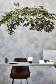 Jesper moller hansen a décoré sa maison pour noël avec des un immense bouleau de 7,5 mètres remplace le traditionnel sapin. Deco Noel Avec Des Branches De Bois Inspiration Photos Cote Maison