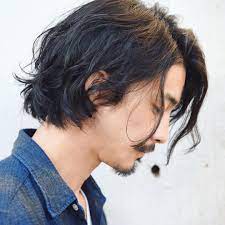 instagram의 中山智史 中目黒 パーマ メンズパーマ 님 秋冬に向けて パーマいかがですか バッサリカットからのルーズなパーマで 自然な髪の毛の動き オススメしていきたいです ネッ medium hair styles mens hairstyles medium long hair styles