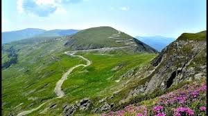 Dar am spus, daca tot e bal, hai sa vedem pana unde ajungem. Transalpina Cei Mai Frumosi Km Youtube