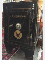 Pin By Mark Gepner On Antique Safe In 2020 Floor Safe Antique Safe Safe