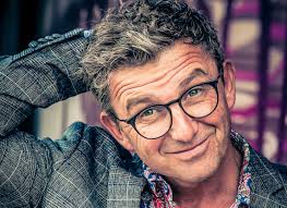 Bergdoktor“-Darsteller Hans Sigl im Gespräch mit Comedian Pierre M. Kraus  in der Alten Brauerei Stegen